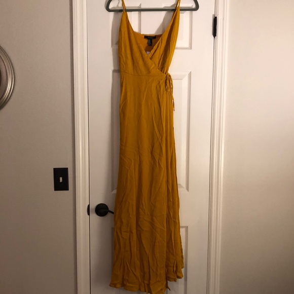 gold maxi dress forever 21